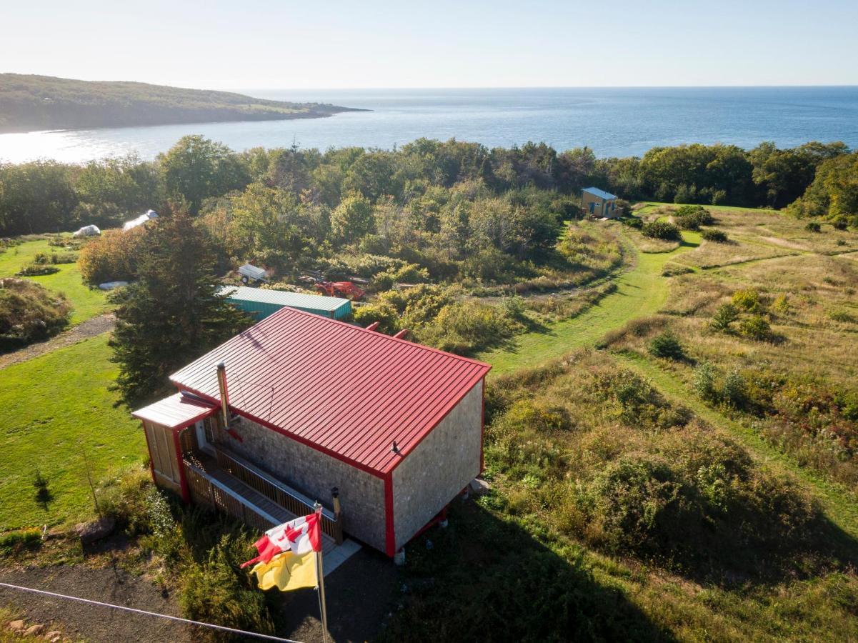 Maregold Centre - Juniper Cabin And Rose Cabin Victoria Beach Esterno foto