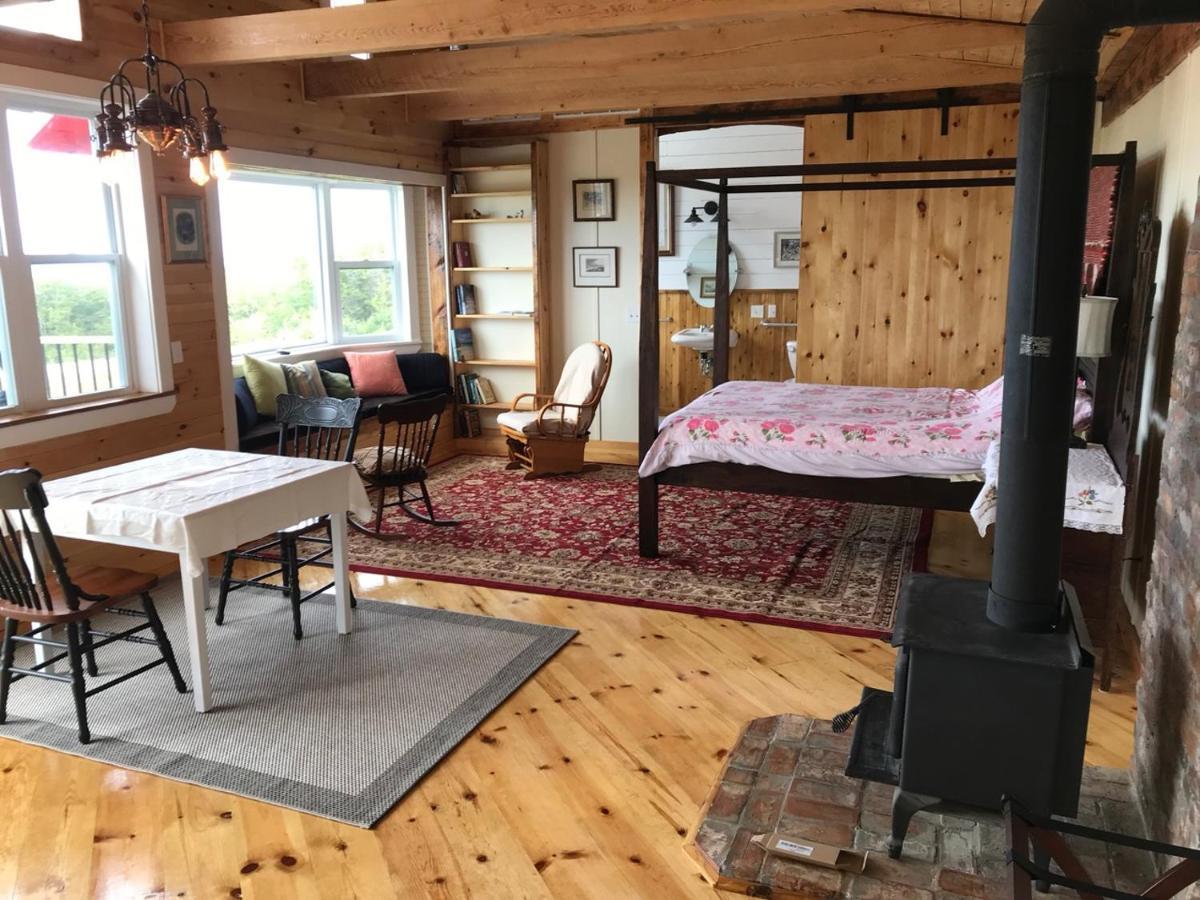 Maregold Centre - Juniper Cabin And Rose Cabin Victoria Beach Esterno foto